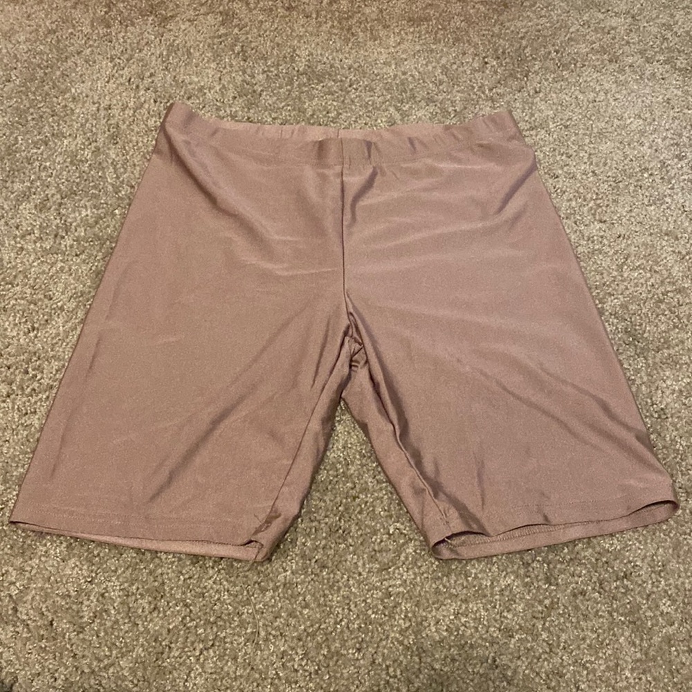 Beige biker cut layering shorts